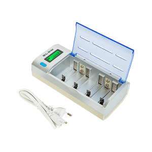 CARICABATTERIA PER BATTERIE AA/AAA/C/D/9V - UNIVERSALE CON LCD